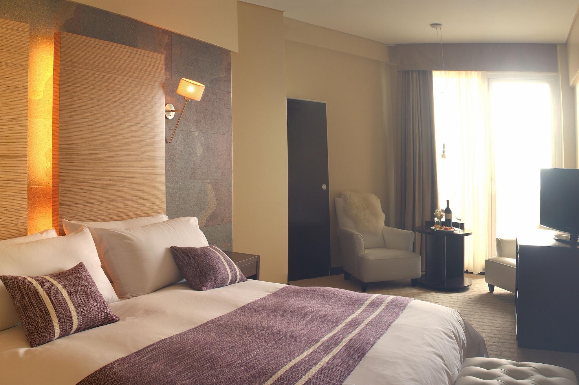 Rayentray Grand Hotel 푸에르토마드린 외부 사진