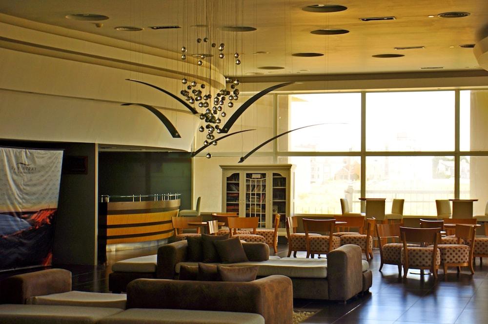 Rayentray Grand Hotel 푸에르토마드린 외부 사진