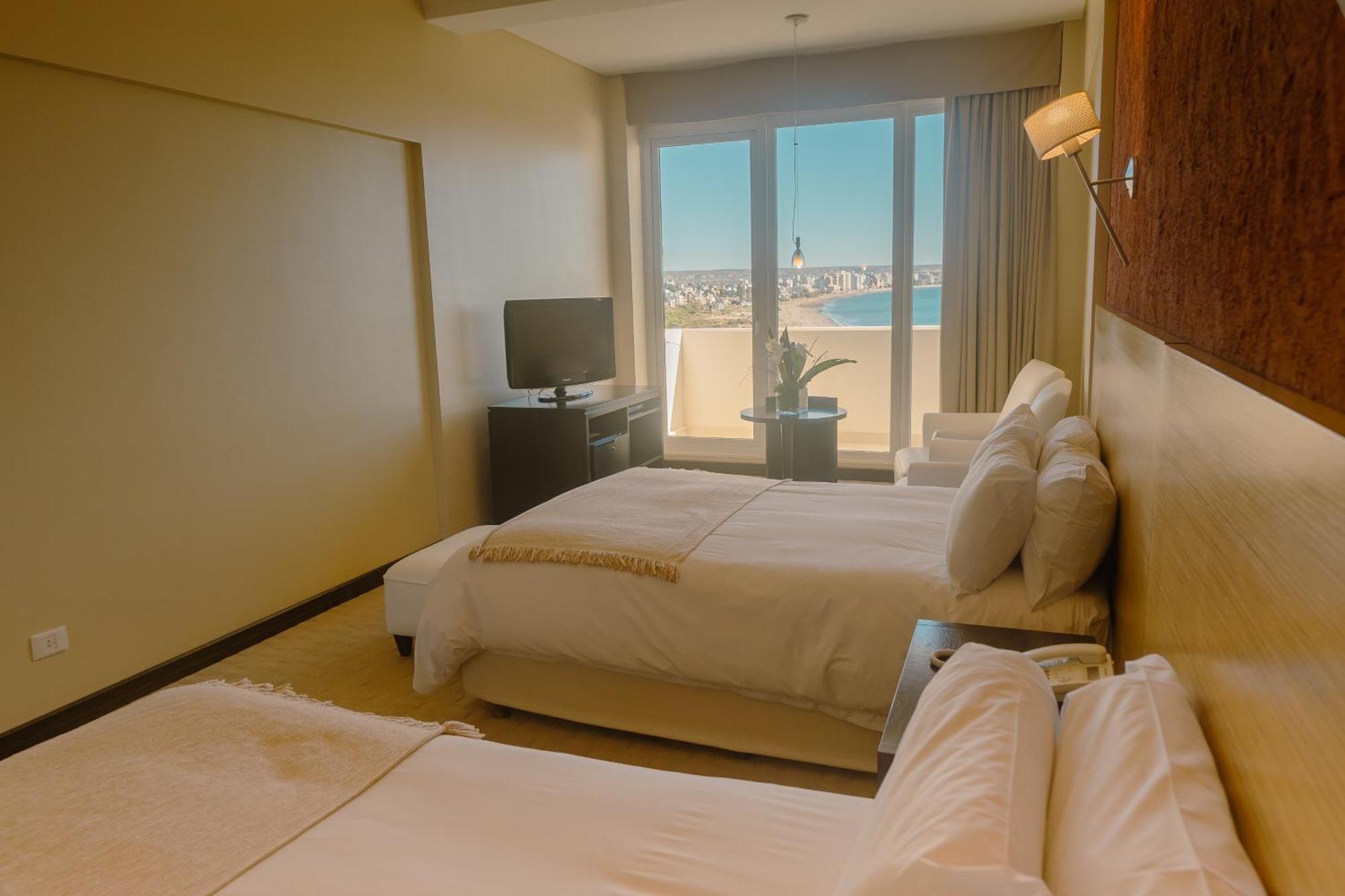 Rayentray Grand Hotel 푸에르토마드린 외부 사진