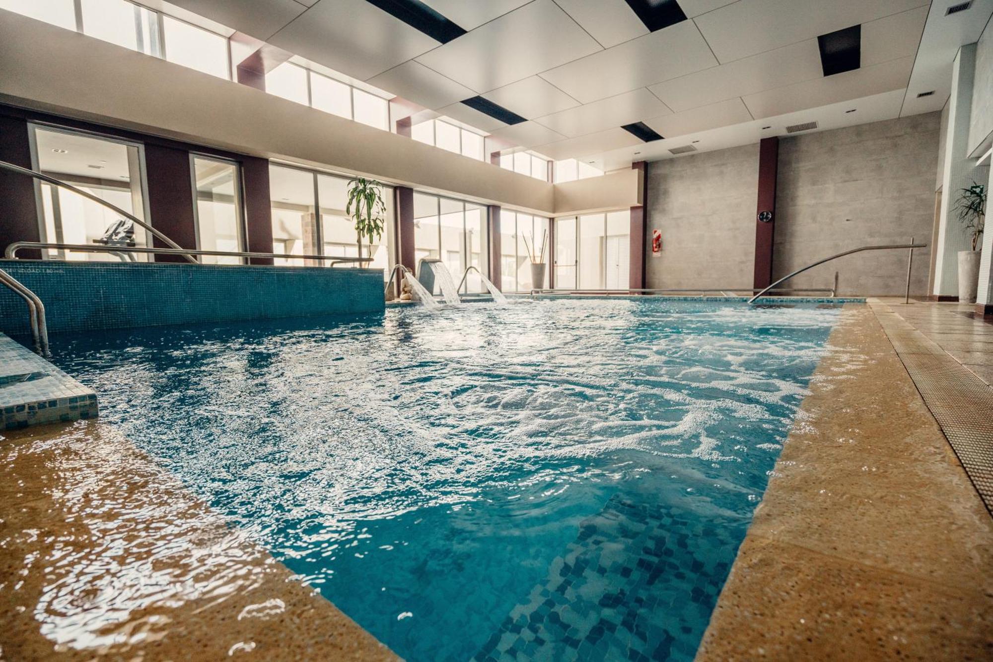 Rayentray Grand Hotel 푸에르토마드린 외부 사진