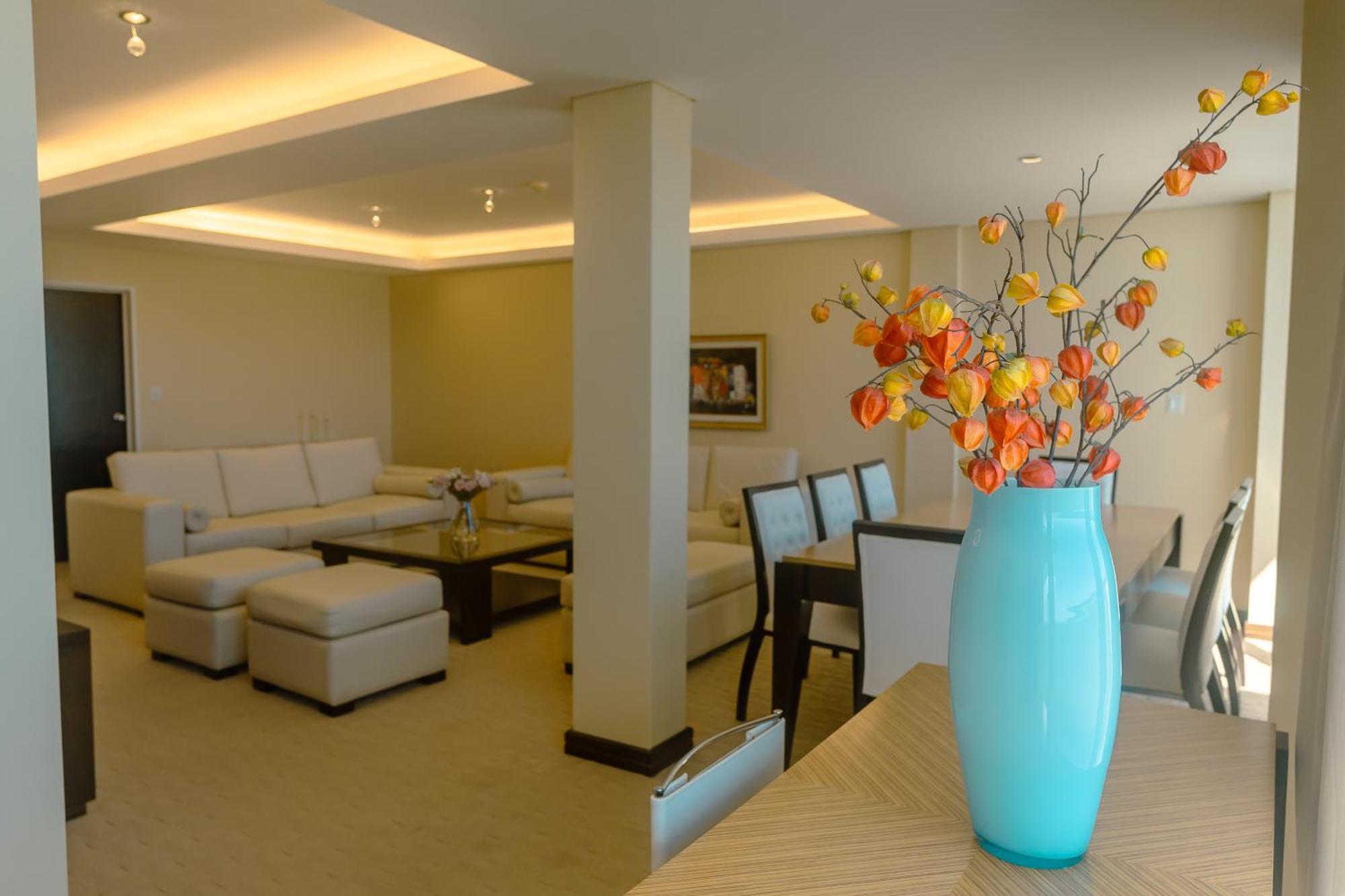 Rayentray Grand Hotel 푸에르토마드린 외부 사진