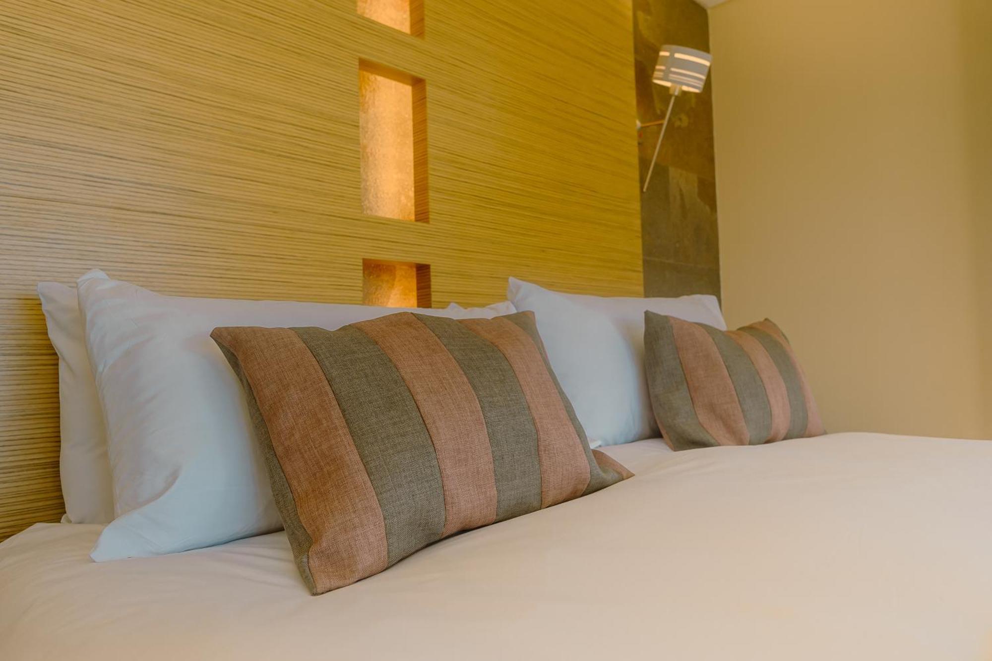 Rayentray Grand Hotel 푸에르토마드린 외부 사진